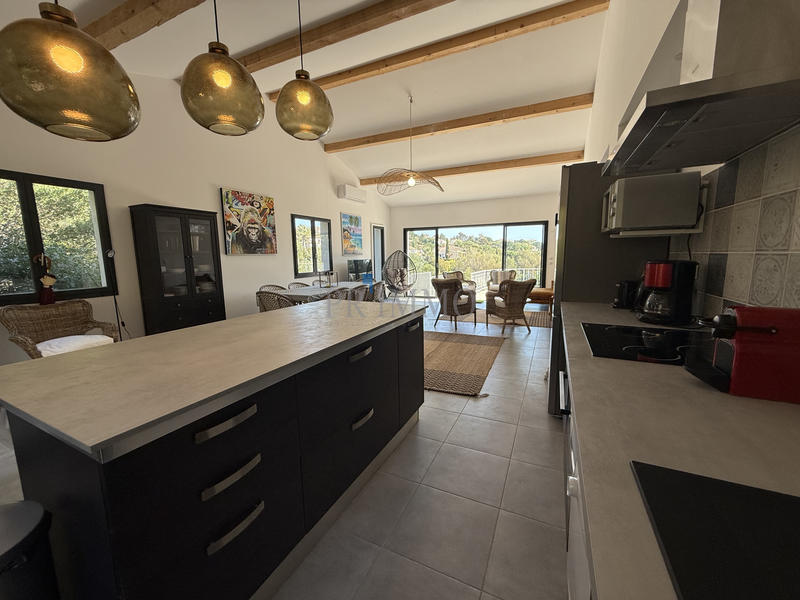 Villa - 145 m² - 5 pièces