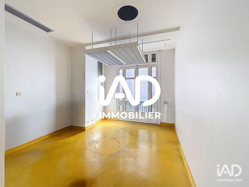 Appartement - 204 m² - 12 pièces