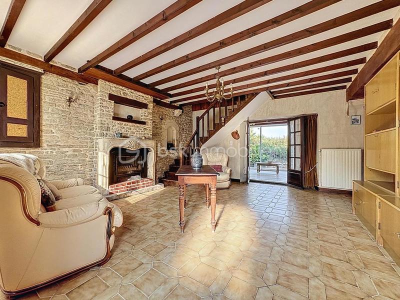 Maison - 295 m² - 12 pièces