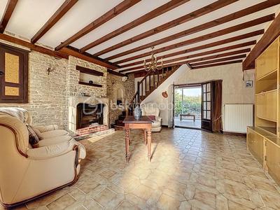 Maison - 295 m² - 12 pièces