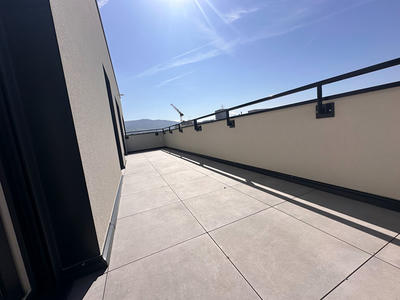 Appartement - 101 m² - 4 pièces