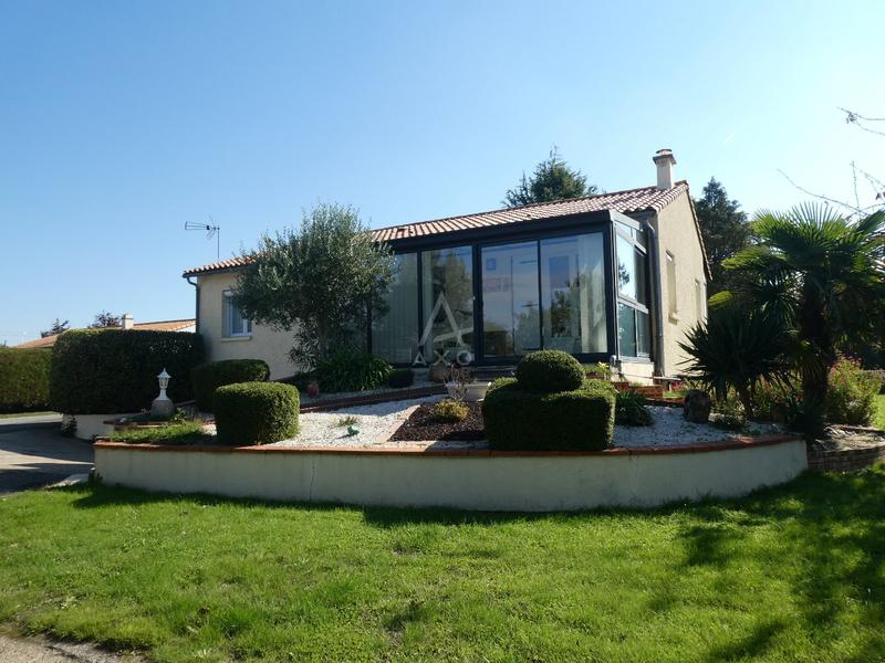 Maison - 92 m² - 5 pièces