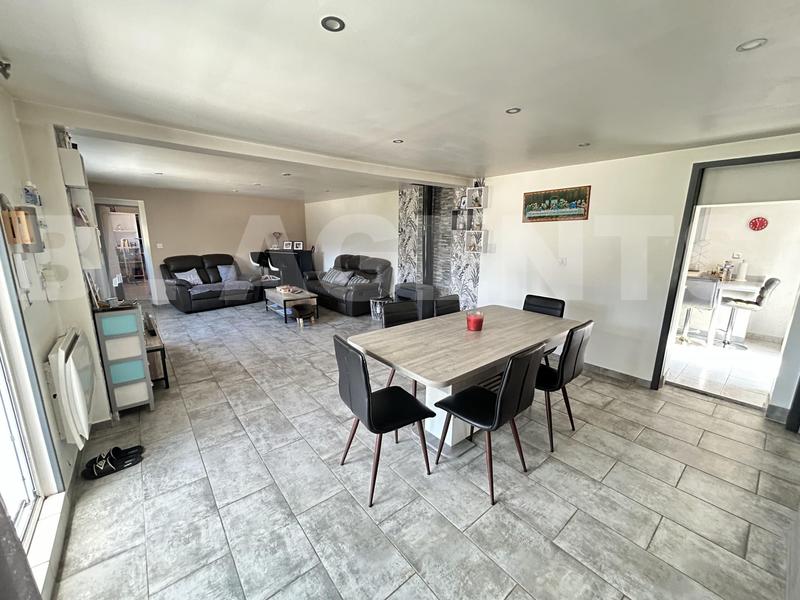 Maison - 144 m² - 6 pièces