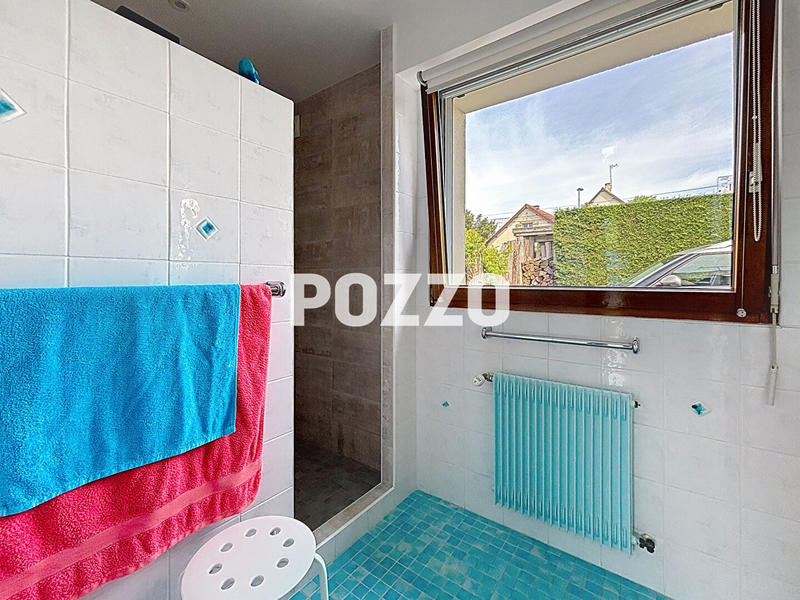 Maison - 128 m² - 7 pièces