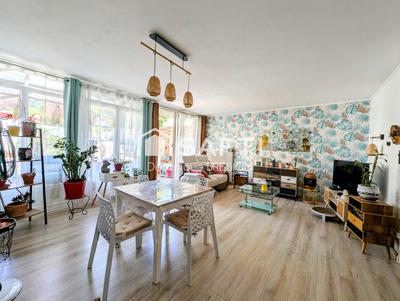 Maison - 94 m² - 5 pièces