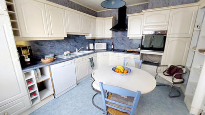 Maison - 160 m² - 5 pièces