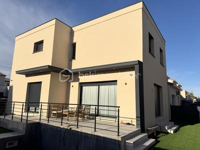Villa - 130 m² - 5 pièces