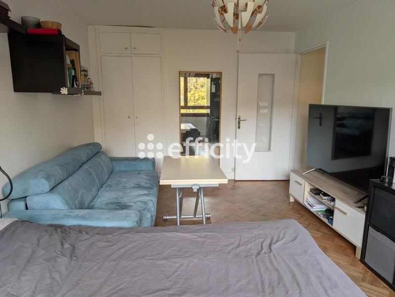 Appartement ancien - 25 m² - 1 pièce