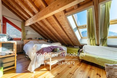 Appartement - 130 m² - 4 pièces