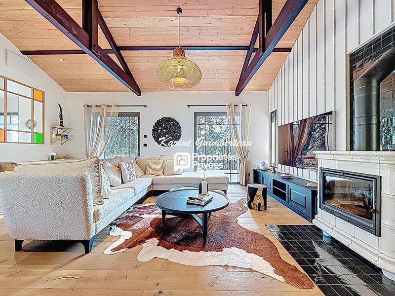 Villa - 200 m² - 8 pièces