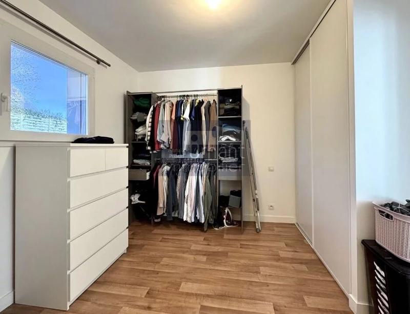 Maison - 95 m² - 6 pièces