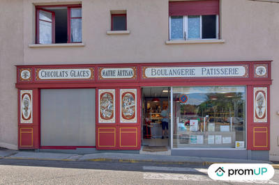 Maison - 200 m² - 7 pièces