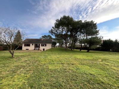 Maison traditionnelle - 118 m² - 6 pièces