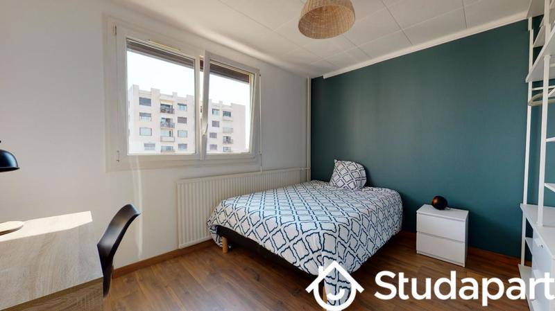 Chambre - 9 m² - 1 pièce