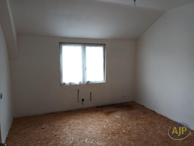 Maison - 147 m² - 7 pièces