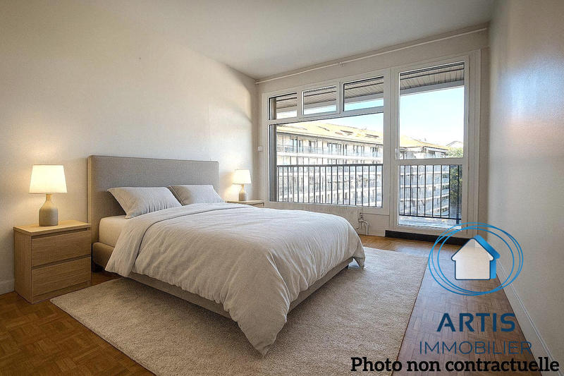 Appartement - 98 m² - 3 pièces