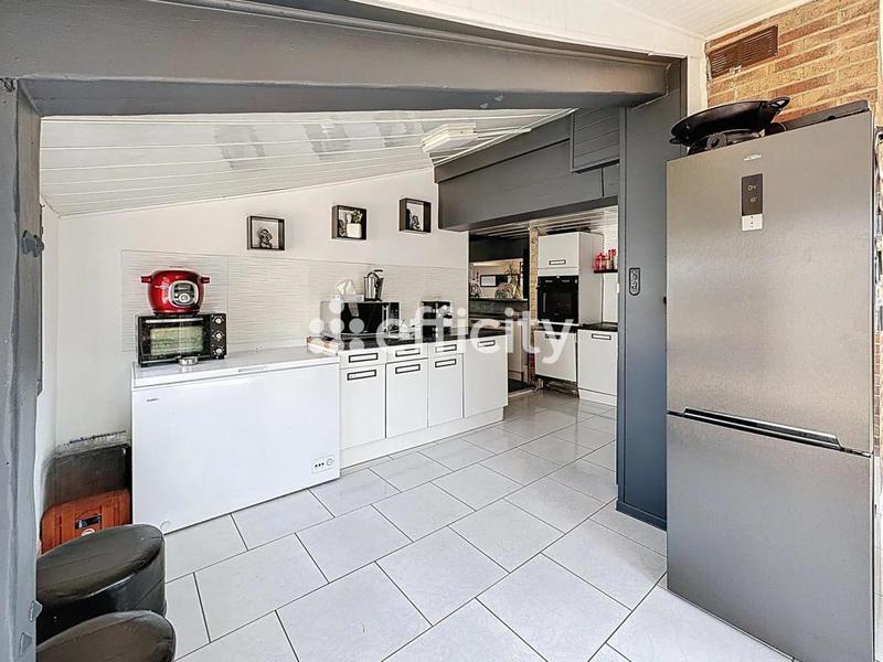 Maison - 137 m² - 5 pièces
