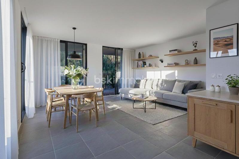 Appartement - 62 m² - 3 pièces