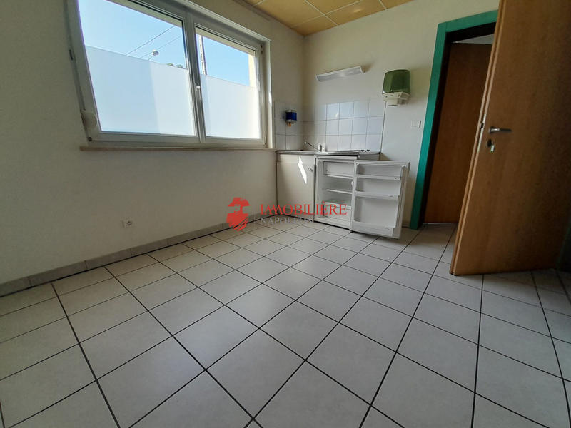 Local commercial - 105 m²