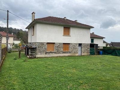 Maison - 91 m² - 5 pièces