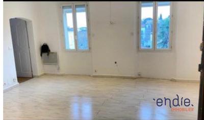 Appartement ancien - 66 m² - 3 pièces