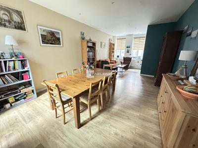 Maison - 133 m² - 6 pièces