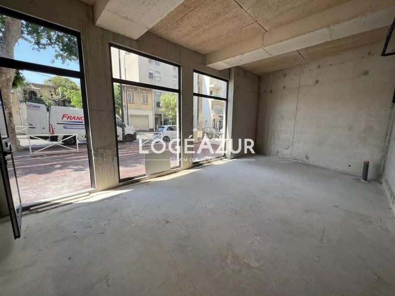 Local commercial - 33 m² - 1 pièce