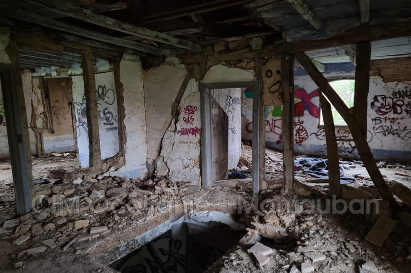 Maison - 270 m² - 14 pièces