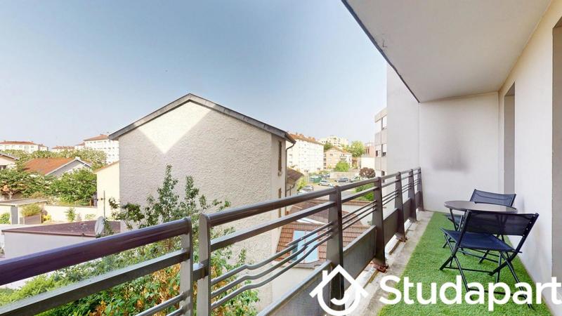 Chambre - 10 m² - 1 pièce