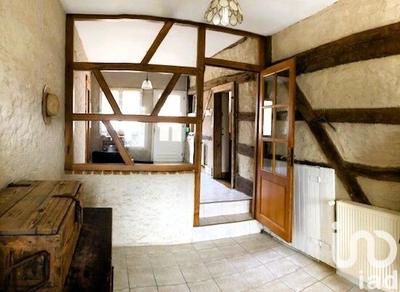 Maison - 330 m² - 13 pièces