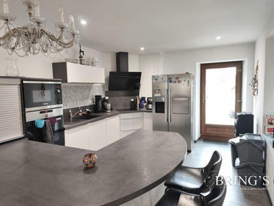 Maison - 165 m² - 7 pièces