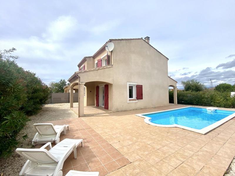 Villa - 102 m² - 4 pièces