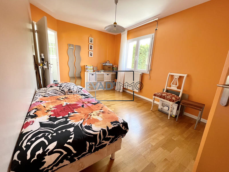 Villa - 180 m² - 7 pièces