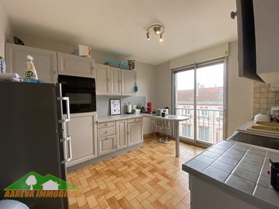 Duplex - 83 m² - 4 pièces