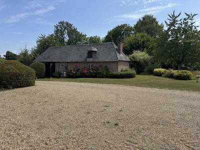 Maison ancienne - 300 m² - 7 pièces