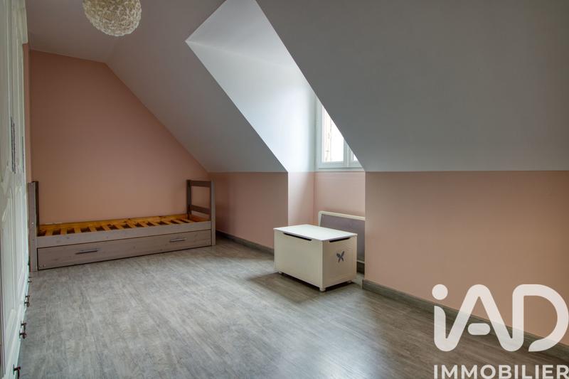 Maison - 95 m² - 5 pièces
