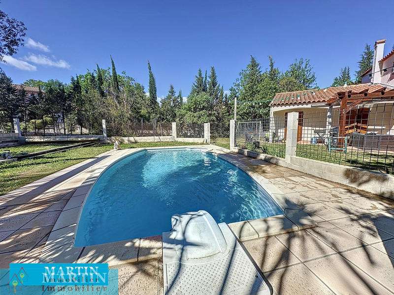 Villa - 182 m² - 6 pièces