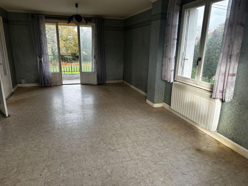 Maison traditionnelle - 120 m² - 10 pièces