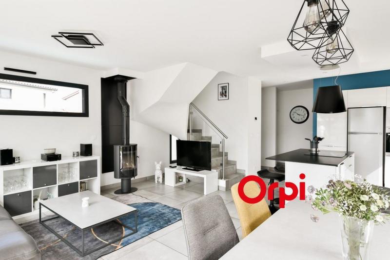 Maison - 113 m² - 5 pièces