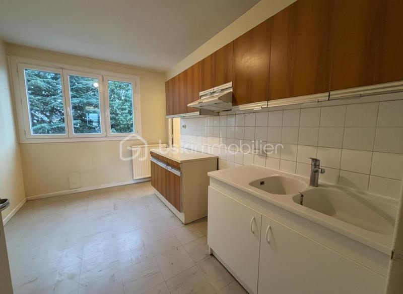 Appartement - 75 m² - 4 pièces