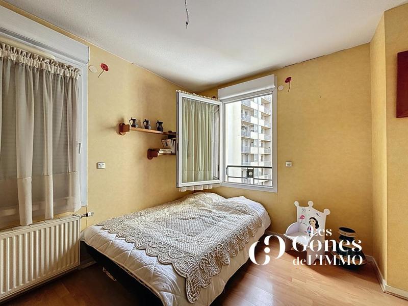 Appartement - 81 m² - 4 pièces