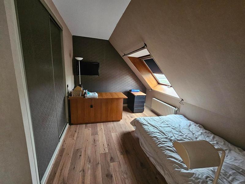 Maison - 152 m² - 9 pièces