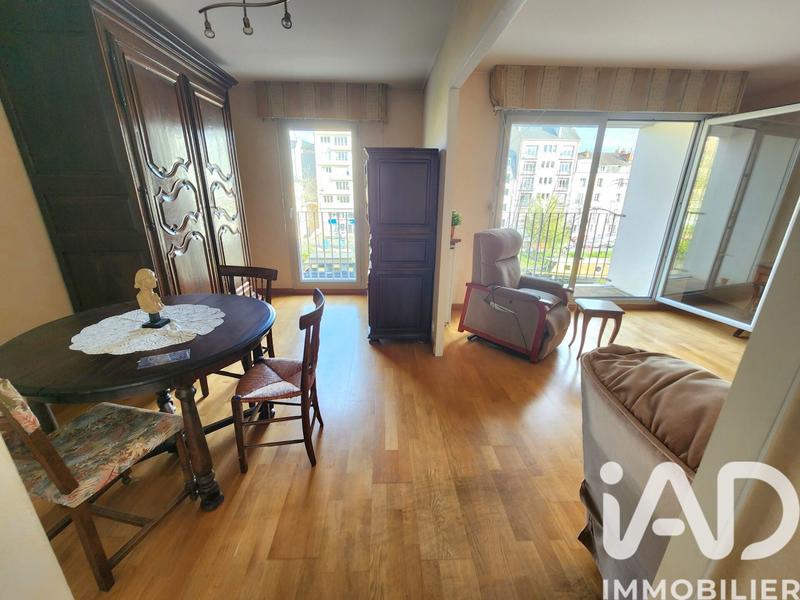 Appartement - 94 m² - 5 pièces