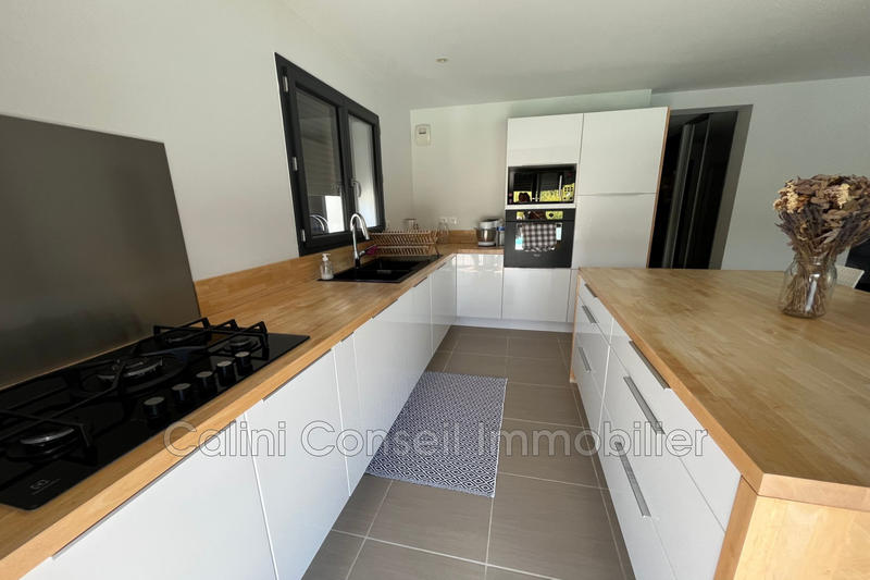 Villa - 101 m² - 5 pièces