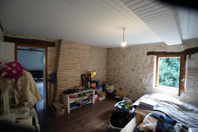 Maison - 220 m² - 8 pièces