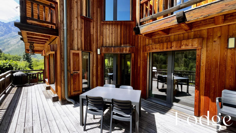 Maison - 170 m² - 6 pièces