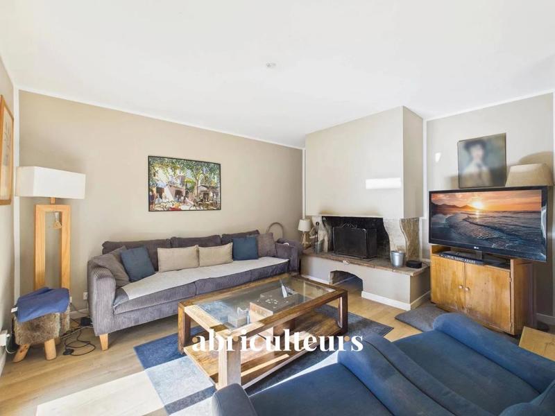 Maison ancienne - 252 m² - 8 pièces