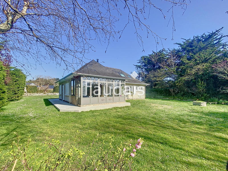 Maison - 148 m² - 8 pièces