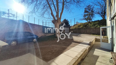 Immeuble - 1 600 m²