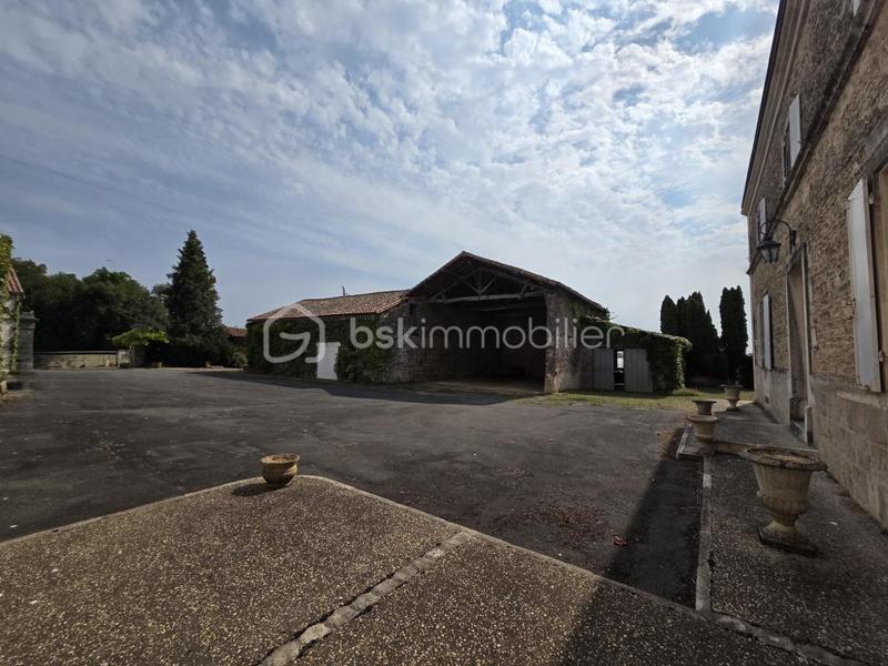 Maison de maîtres - 210 m² - 7 pièces